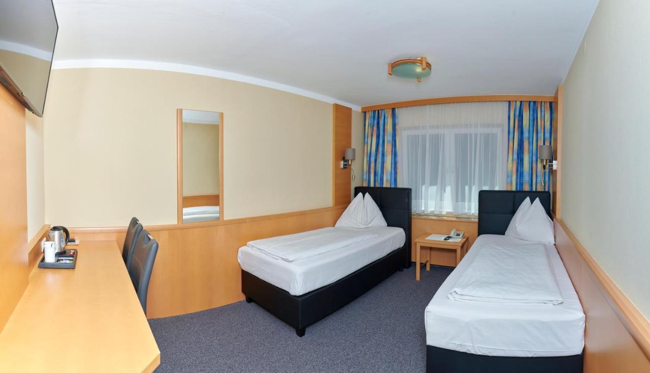 Hotel Ganslhof - Adults Only ซาลซ์บูร์ก ภายนอก รูปภาพ